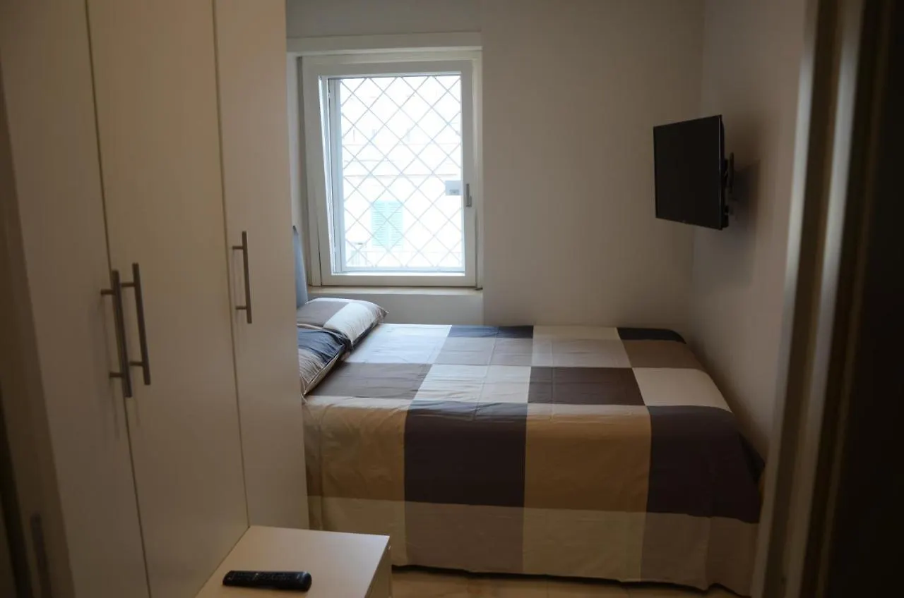 Appartamento Di 40 Mq2 Con Parcheggio Gratuito Naples