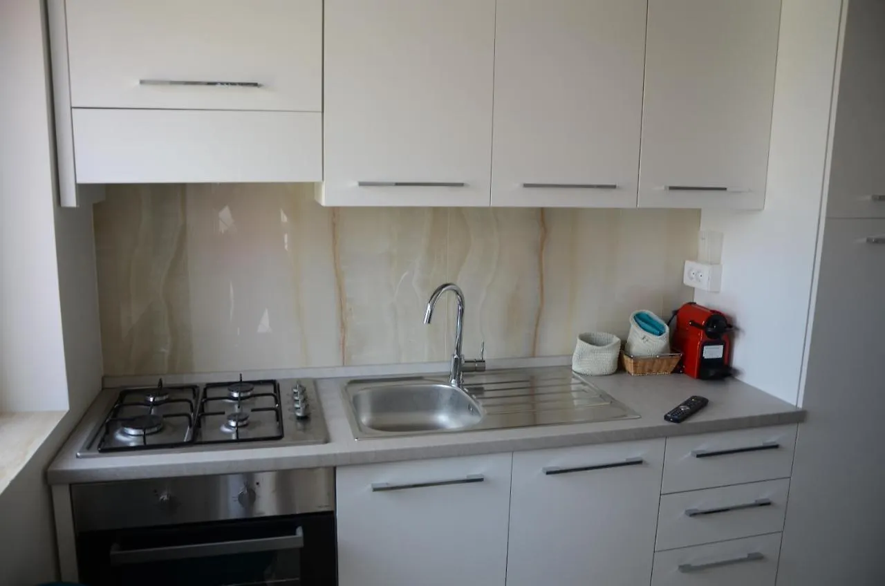 Appartamento Di 40 Mq2 Con Parcheggio Gratuito Naples 0*,  Italy